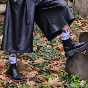 DR MARTENS Polished Smooth Platform Chelsea Boots Size 41